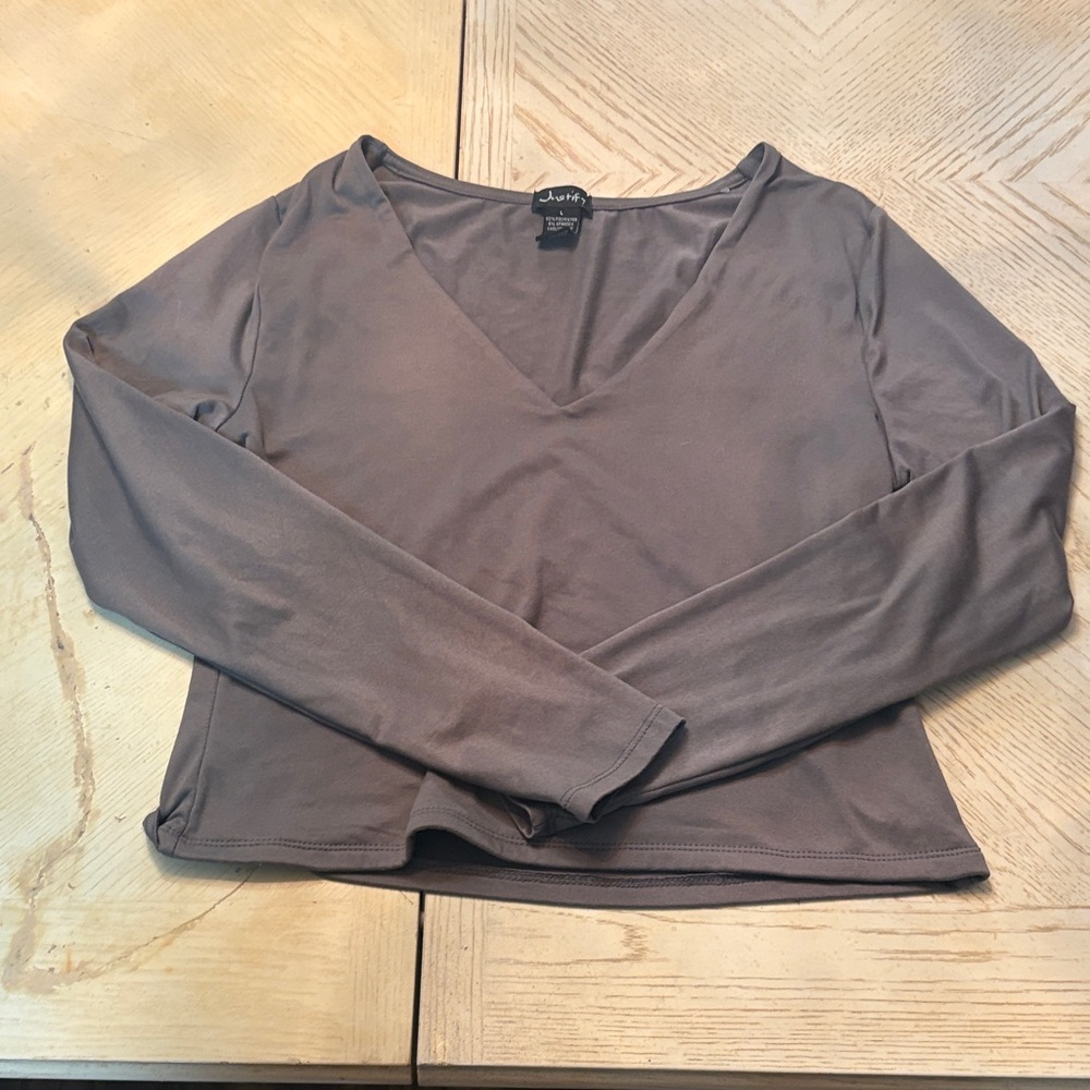 a new day Women's Long Sleeve V-Neck Top - Taupe